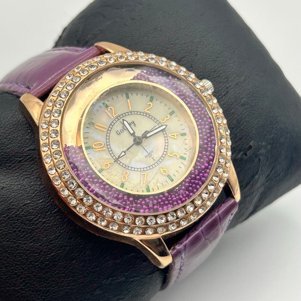 Gogoey Women’s Quartz Watch with a Purple Strap & Crystal-studded Bezel - Picture 3 of 8